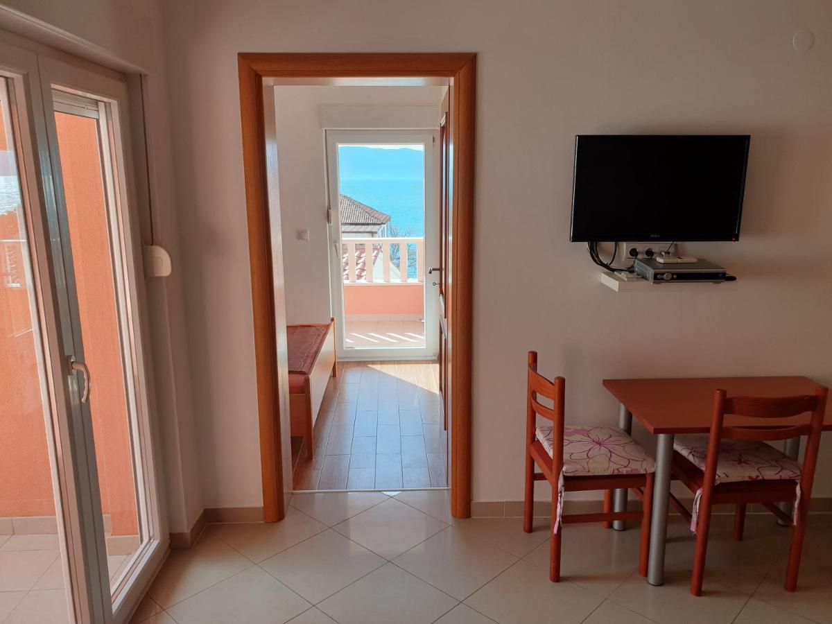 Apartments Knezovic Gradac  Extérieur photo