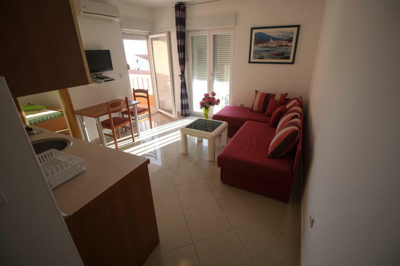 Apartments Knezovic Gradac  Extérieur photo