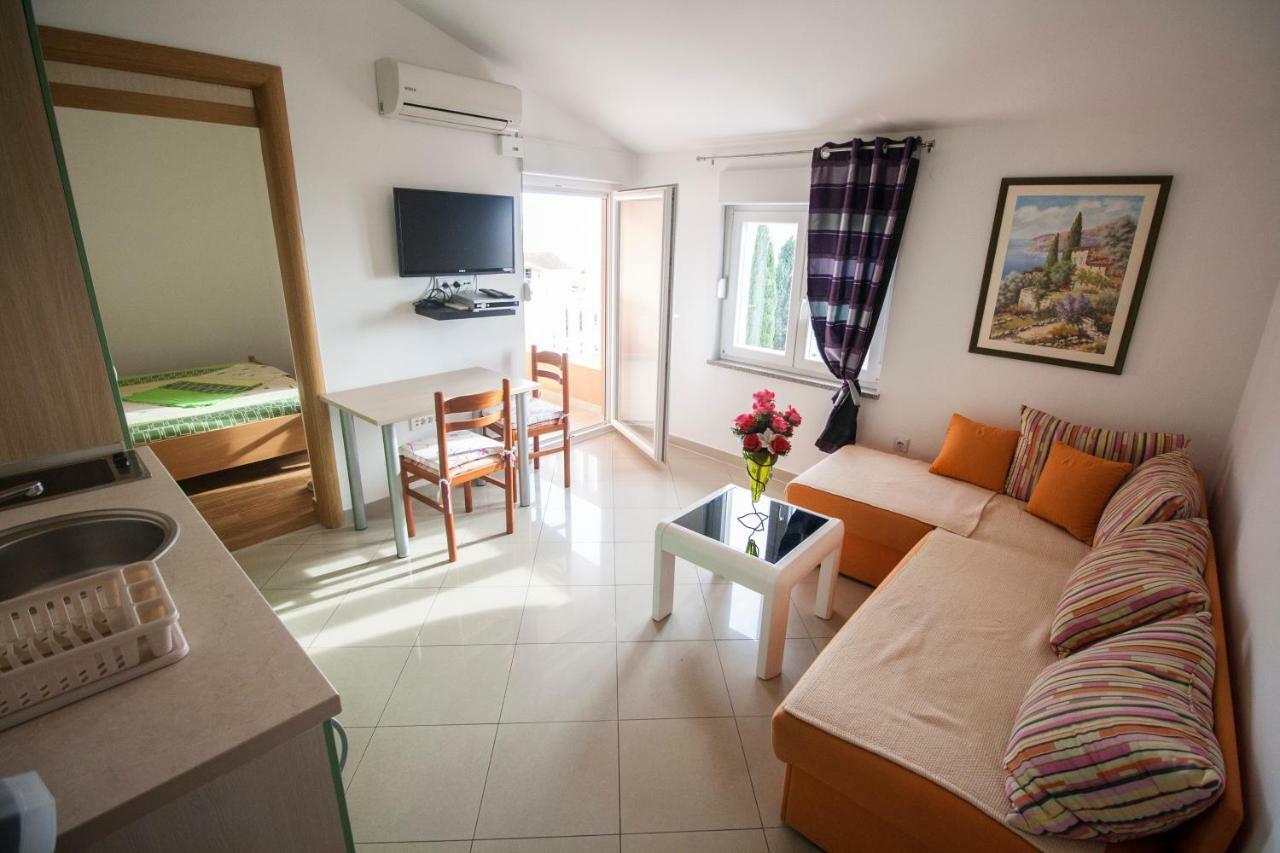 Apartments Knezovic Gradac  Extérieur photo